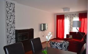 Apartamento Acueducto, Tres Dormitorios Y Parking Gratis